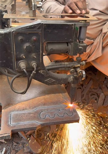 Adjusting the Potato Digger Blade with Plasma Cutting