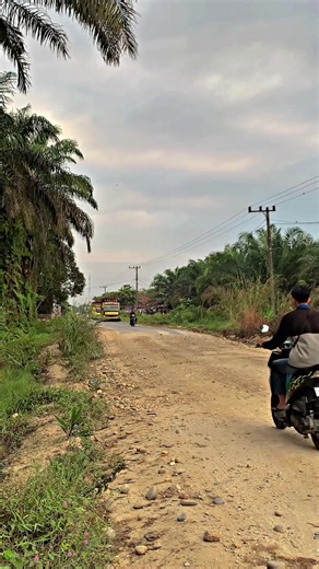 Si Cantik dan Si Tampan: Kisah Kaya yang Lucu
