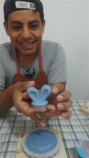 El desmolde más difícil 🐰 | Orejas de conejo en yeso