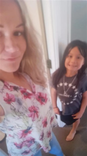 Dyanne Hansen on Reels