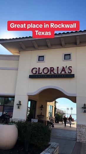 If you are in our visiting Rockwall Texas, the harbor is a fantastic place for dining activities beautiful photo apps, karaoke, music, and delicious treats. Come check it out. #Rockwall #TheHarbor ##Dallas##ThingsToDoInDallas #R#RestaurantV#Viral#d#dallastxFo#Foodl#Glorias