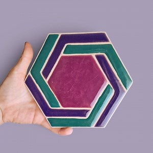 Carreau hexagonal en céramique peint à la main | Vert émeraude et violet | Carreau mural géométrique artisanal | Décoration bohème - Etsy France
