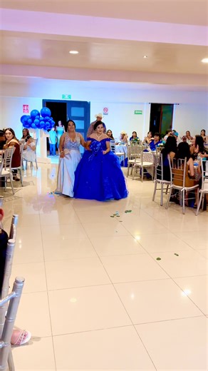 346K views · 2.1K reactions | Entrada de Yulissa acompañada de su mejor amiga, confidente y protectora, la mujer que más a velado por su felicidad, mamá  #xvaños2024 #XV #misxv #XVaños #mis15 #quincedress #quinceanera #fiesta #quince #elangeldetuevento #ProduccionesDAngelFilm #quinceañera #estudiofotografico | Producciones D'Angel Film | Facebook