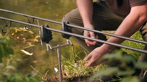 Experienced Mainline carp angler, Dave Finn explains why Paste forms such an important part of his presentation and carp fishing approach! From being able to use paste to catch carp through summer and winter, to the fact that paste is somewhat of a forgotten tactic - a carp fishing edge in itself! Whats more, Dave also shows you how simple paste is to make - providing everything you need to know about catching more carp with paste! | Mainline Baits