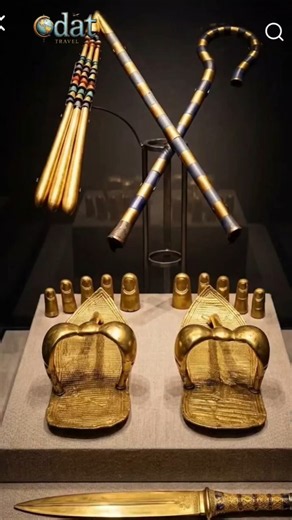 Golden Sandals and Jewelry form the Grand Egyptian Musuem #jewelry #Musuem #ancient #egypt #sandals