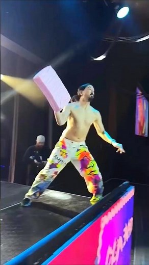 This Singer Throws Cakes at People—and They Ask for It 😳