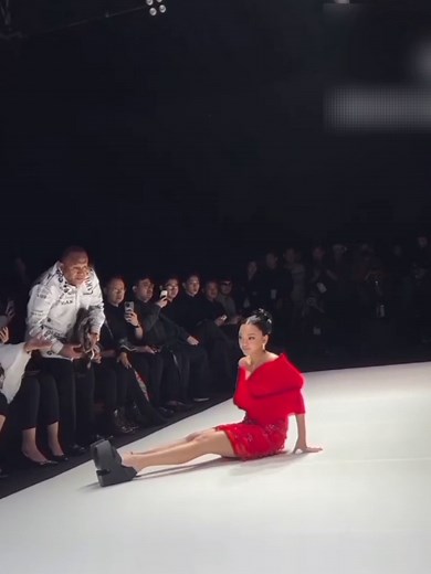 Fashion Fail: Heels Gone Wrong on the Catwalk