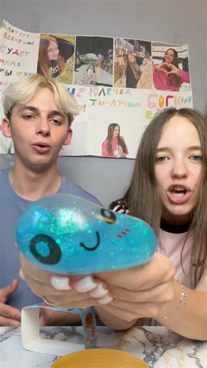 WHAT IS THIS?😳KVINKA AND PHIL UNBOX STRESS-RELIEF TOYS😂(watch until the end)#roblox #games #funny