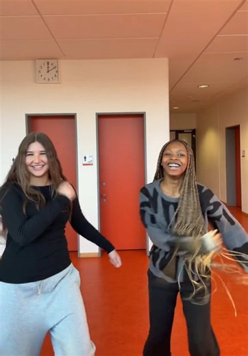 Chill Vibes and Dance Moves: A Fun Duo Performance
