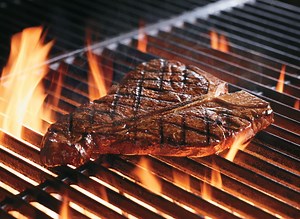 7 Steakhouse Chains With the Best Happy Hour Deals