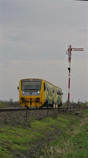 Regína u mechanického návěstidla | #vlak #train #zug | VlaCZky