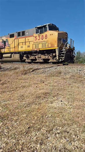 fast UP freight train #train