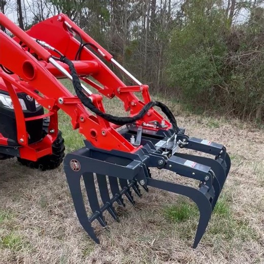 Farm-Maxx FRG Root Grapple in Action 💪| Tractor Brush & Root Grapple