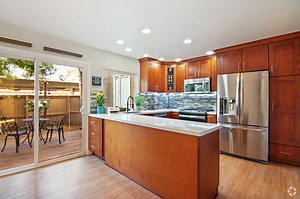 Townhomes for Rent in Irvine CA | Apartments.com