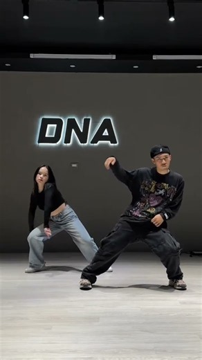Low — Flo Rida dance mashup #low #florida #danceshorts #fyp #growth