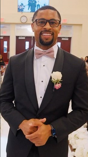The most handsome groomsman at the wedding ceremony walks in to Eric Benet’s Real Love #groomsmen