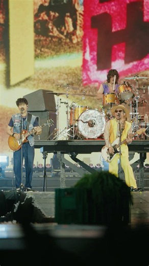 คอนเสิร์ตสด LABANOON x PARADOX ใน G27Fest