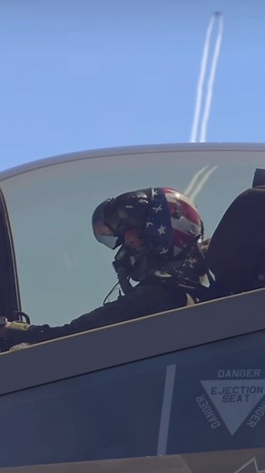 Today is officially 30 Days from the 2024 Fiesta of Flight Airshow! ✈🎉 Will we see you there? 🫵👀 For more info, check out our website! >>> https://www.laughlin.af.mil/Fiesta-of-Flight-2024/ #laughlinafb #FiestaofFlight2024 #TeamXL #WingsofBlue Wings of Blue - USAF Parachute Team #F35DemoTeam U.S. Air Force F-35A Lightning II Demonstration Team #airshow #aviation | Laughlin Air Force Base