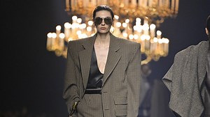 Il Power Dressing è tornato, ma è giusto considerarlo una forma di empowerment femminile?