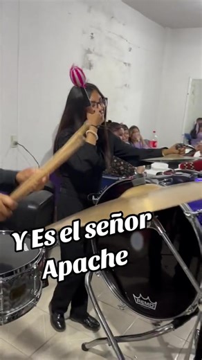 El señor apache banda