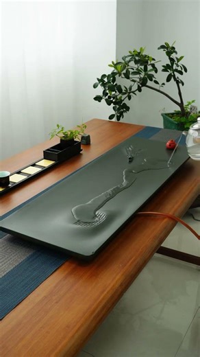 Time passes slowly. #DrinkingTea #TeaSpace #TeaRoom