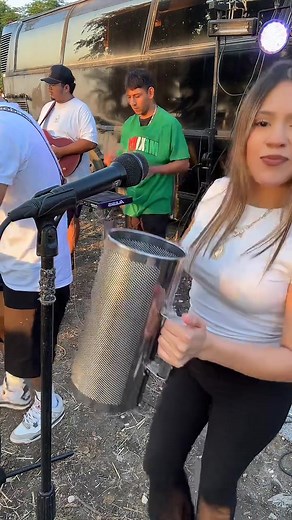 Cumbia Live Highlights: Dance to the Rhythm!