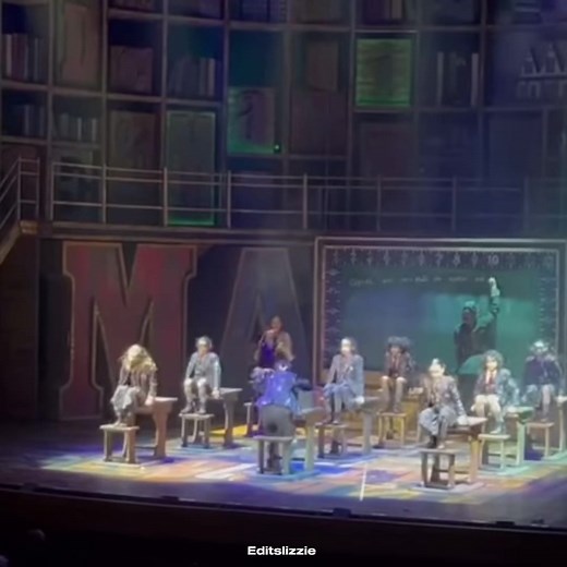 Bruce em Matilda o Musical: Uma Experiência Inesquecível