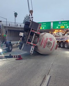 Inside a Dangerous Heavy Rescue Operation #tanker | Pepe's Towing