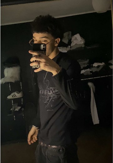 Stylish Archive Fashion Inspired by Krysten Ritter