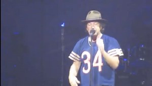 115K views · 2.6K reactions | Eddie Vedder and Pearl Jam at their concert at Wells Fargo Center remembered Johnny Gaudreau and Matty Gaudreau and paid tribute to them  | John Clark | Facebook