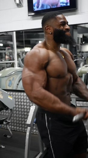 Achieve Your Fitness Goals with Andrew Tate!