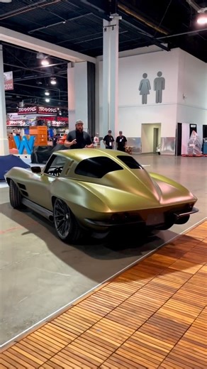 The incredible @eddiesrodandcustom 1963 Throwback Thursday 1963 Corvette. _ #keystonehasit #keystoneautomotive #corvette #corvettestingray #corvettes #chevycorvette #chevroletcorvette #classiccar #musclecar #hotrod #protouring #roadster #restomod #classicsdaily #streetrod #streetcar #customcar #prostreet #hotrods #hotrodding #classiccars #customcars #musclecars #americanmuscle #hotrodsandmusclecars #musclecarsdaily #americanmusclecars #classicmuscle #classicchevy #americanmusclecar | Keystone Au