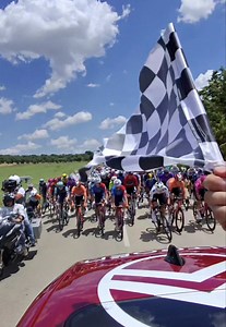 The race as you’ve never seen it before 😎 Welcome aboard Citroën race cars ❤️ #GiroNextGen #giro #citroen