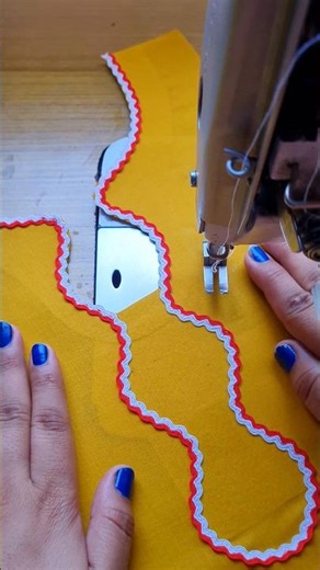 Zigzag Lace Neck Design #Sewing #Laceattach