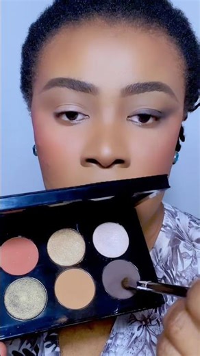 Natural eyeshadow tutorial #beginnermakeup #fyp #eyeshadowtutorial #shorts