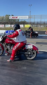 Victory Motorcycles vs. Harley-Davidson Bagger | CycleDrag