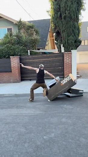 14K views · 29 reactions | When delivering the products to the LIR x SNIPES mansion goes wrong… #LoveIsRagexSNIPES #snipesknows | Snipes | Facebook