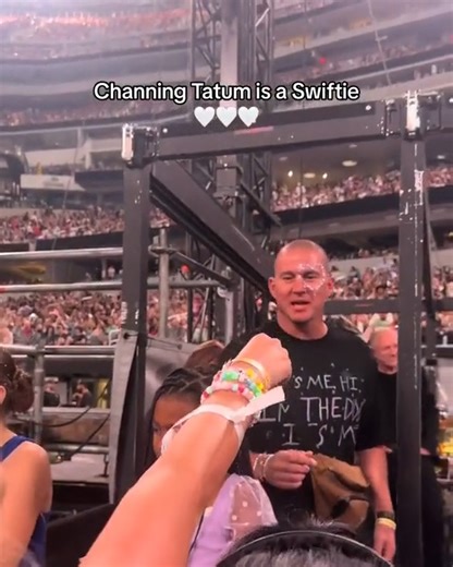 2023 will go down as an incredible year for Taylor Swift and the bead industry. #23RECAP (🎥: @marmar.delgado/ Instagram) | E! News