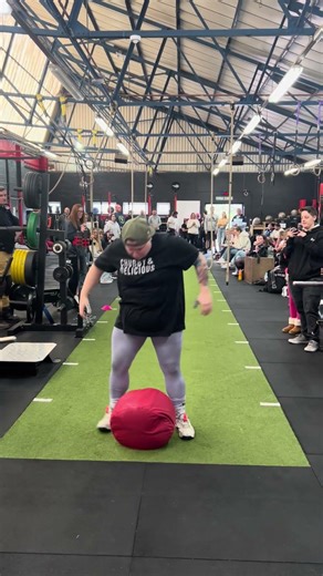 First time Strongman Strongwoman comp! Brilliant performance 💪🏋️💪🏋️👏💪 #gymworkout
