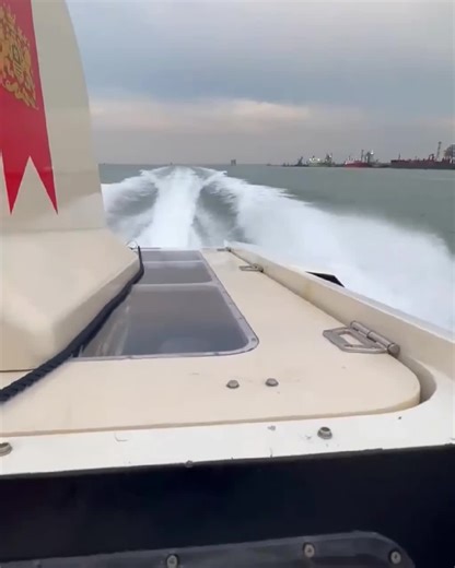 383K views · 4.3K reactions | Uno Embassy back in Action  So good and to see this Classic Planatec Offshore Powerboat back out preparing for the opening race of the 2022 UKOPRA series in #southampton  Video with thanks Gordon McMath / Shamrock Quay Shamrock Quay MDL Marinas | British Powerboat Racing Club | Facebook