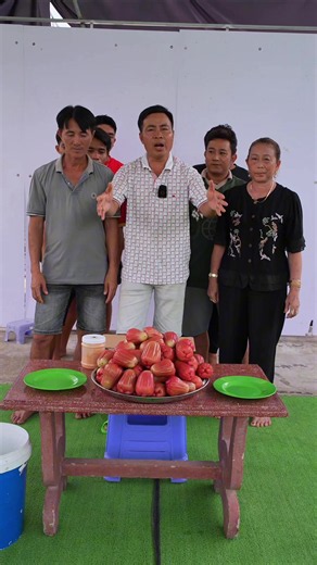 Thử thách ăn 10kg mận MST chấm muối sặc và cái kết #phuoclay | food challenge