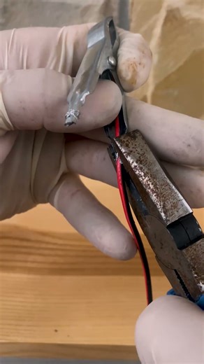 How to Securely Connect a Cable to an Alligator Clip – Quick & Easy DIY Fix! 🔌🛠️