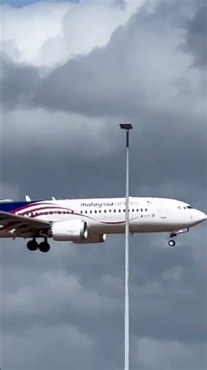Malaysia Airlines Landing in Perth 🇦🇺🔥 | Stunning Evening Arrival | Plane Spotting Perth Airport
