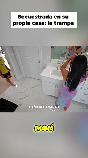 ¡Alerta! Melanie desaparecida. David es interrogado, sus movimientos y teléfonos en duda. ¿Secuestro o algo más siniestro? El tiempo se agota. #NiñaDesaparecida #AlertaAmber #Investigacion #Misterio #Busqueda