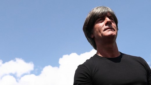 Joachim Löw privat: Schwul, Toupet oder Glückspullover? Jogi Löw spricht Klartext