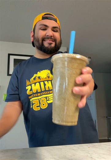 Blue Razz Coke Zero Dirty Soda! 🥤 💙 #dirtysoda #soda #recipe #cokezero #swig