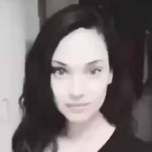 100K views · 2.1K reactions | Y tú, la seguirías? #paranormalvideos #horror #broma #demonio #slenderman #ouija #fantasma #ATERRADOR #reels #soloencasa | El Libro Del Terror | Facebook