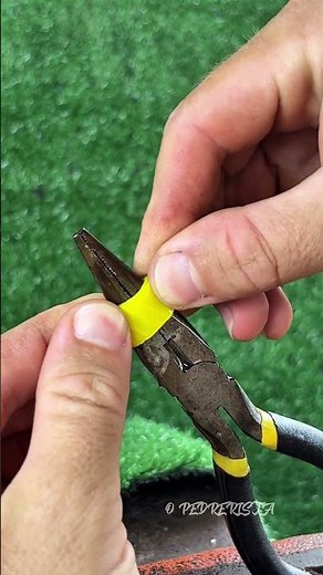 Técnica de um mecânico para prender o parafuso #solutions #diy