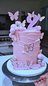 1.3K views | Real time wavy cake design  #cakesbydammie #reelsfacebook #reelstrending #wavycake #wavecake | Cakesbydammie | Facebook