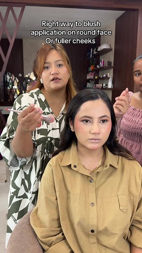 Demo for pro makeup class ♥️#pearlmakeupandnailstudio #itaharimuser🇳🇵🇳🇵🇳🇵🇳🇵 #makeupartist #bridalnepal #bridalmakeupartist #makeupclass #bridalmakeup #makeupartist #nepalibrides #itaharimuser